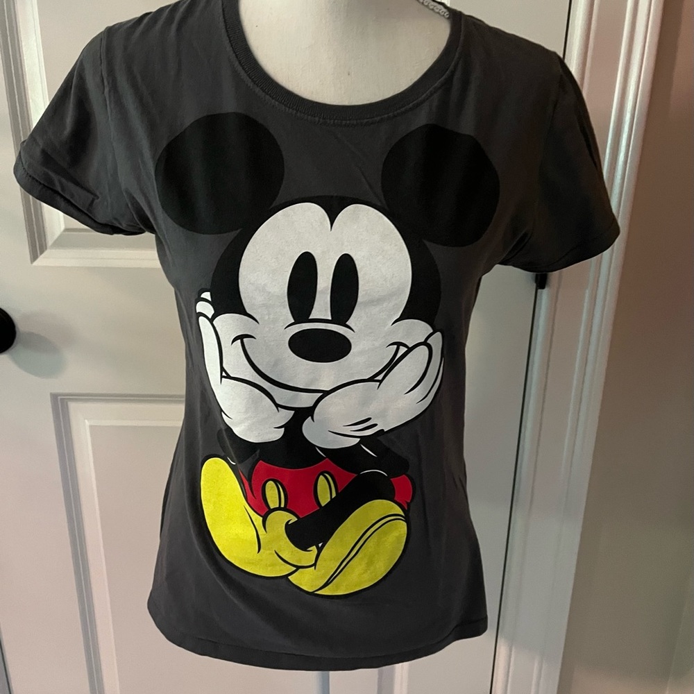 Disney Mickey Mouse women’s 100% cotton Tee. Size medium